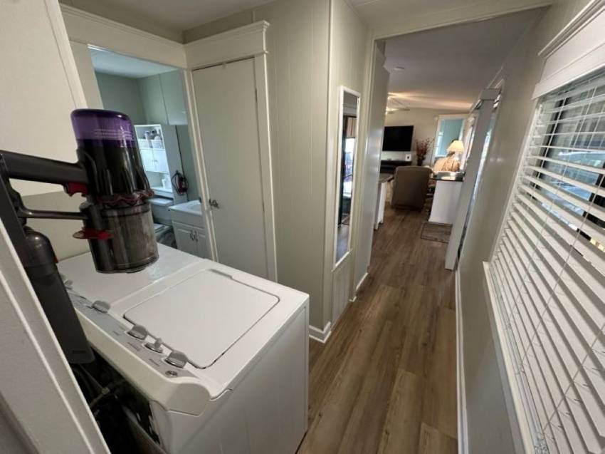 581 Lake Henry a Winter Haven, FL Mobile or Manufactured Home for Sale